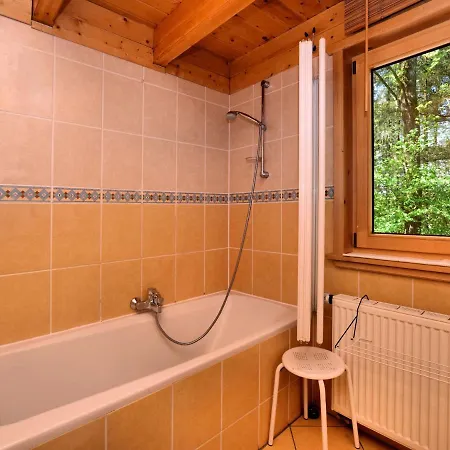 Beautiful Chalet With Sauna Near Forest In 木屋 *